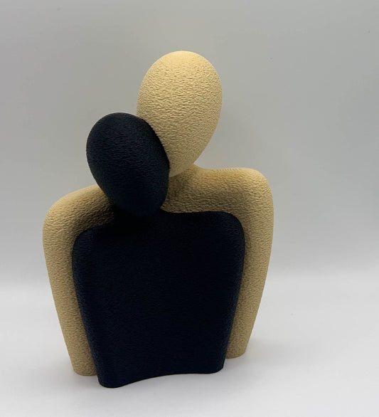 Valentijnsbeeld - Innige omhelzing