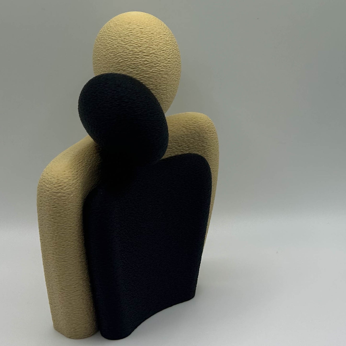 Valentijnsbeeld - Innige omhelzing